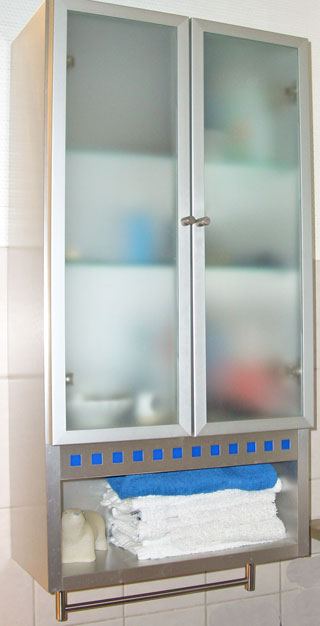 Badezimmerschrank